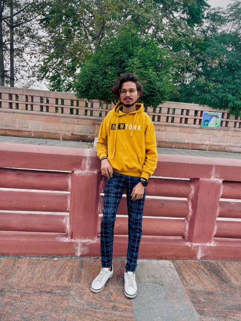 Prakash Gupta is a 19 year old famous Model, and Social Media Influencer.