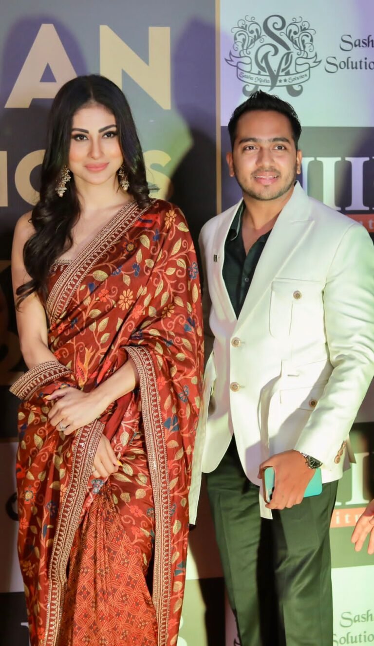 Unleashing the Art of Make-up: The Story of Saurav Kumar, a Make-up Artist Par Excellence.