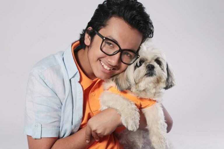 Revolutionizing Pet Care: How Young Entrepreneur Dhruvraj Sata is making a Difference