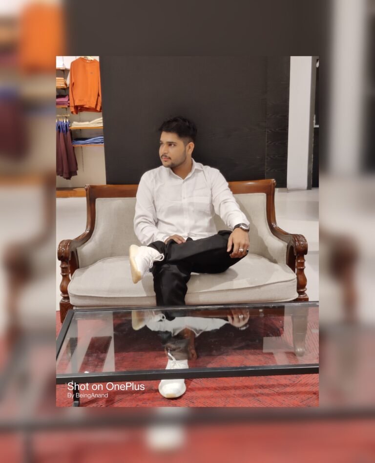 Dr. Anand Tiwari: A Multifaceted Medico-Activist and Record Holder Making a Mark in Healthcare and Social Activism