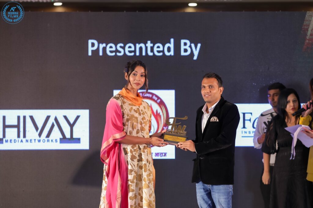 Nilesh Kumar Agarwal: A Mythological Maestro Honored with Best Author Award Organised by fashion wave magazine and Shivaay Media.