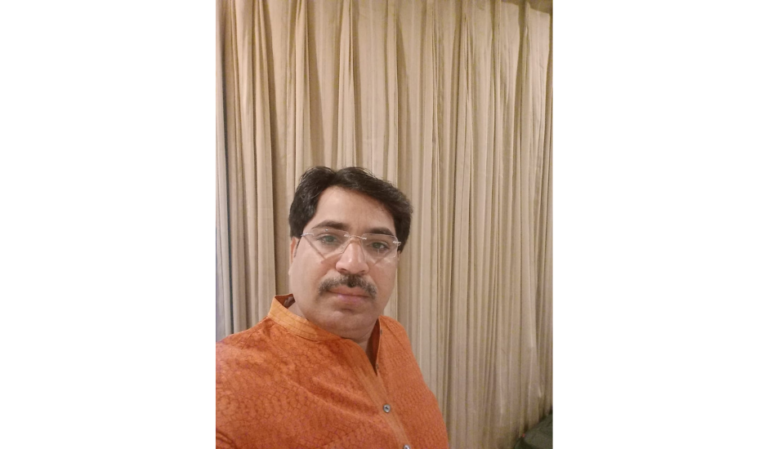 Mahendra Tiwari - Pioneering Political Transformation through Entrepreneurial Ingenuity.Mahendra Tiwari - Pioneering Political Transformation through Entrepreneurial Ingenuity.