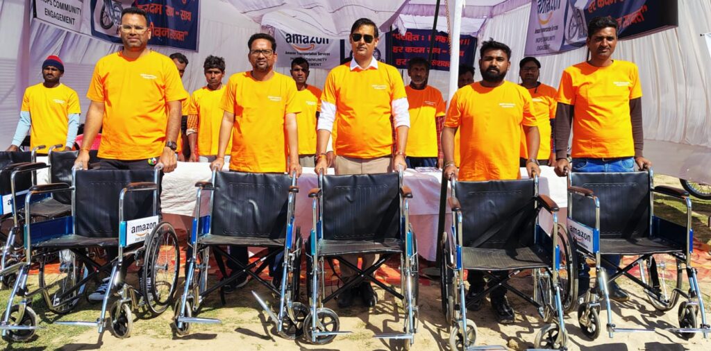 Free Wheelchair Service at Maha Kumbh:Devotees Say, "Thank You!"